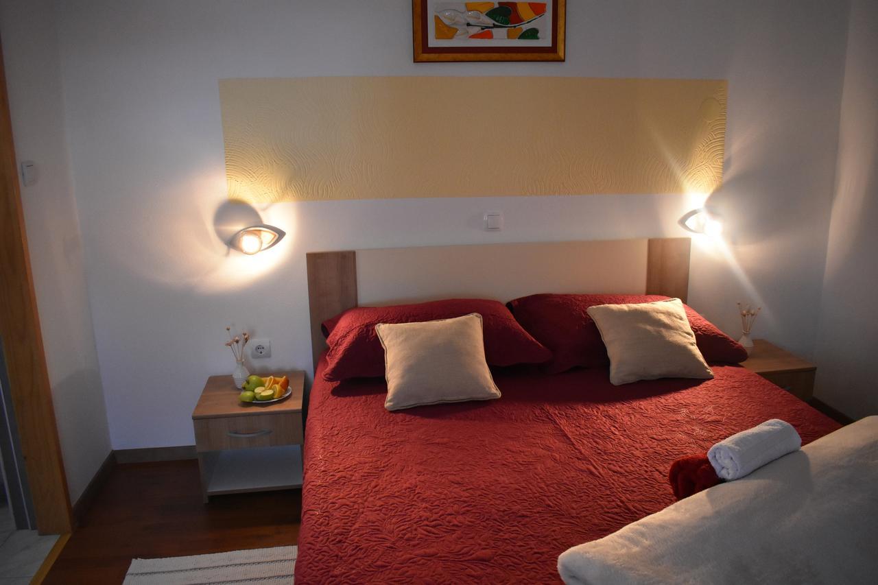 Guesthouse Samolov Vrhovine Экстерьер фото