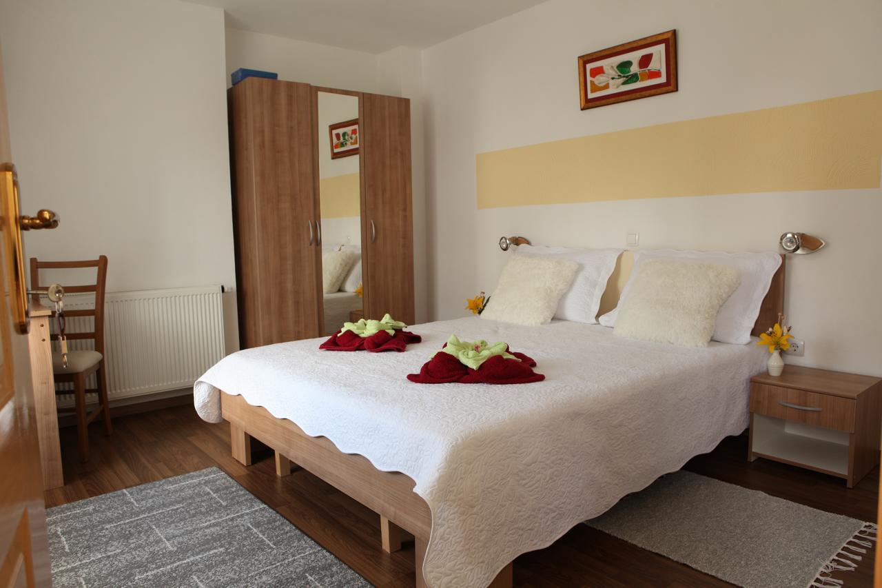 Guesthouse Samolov Vrhovine Экстерьер фото