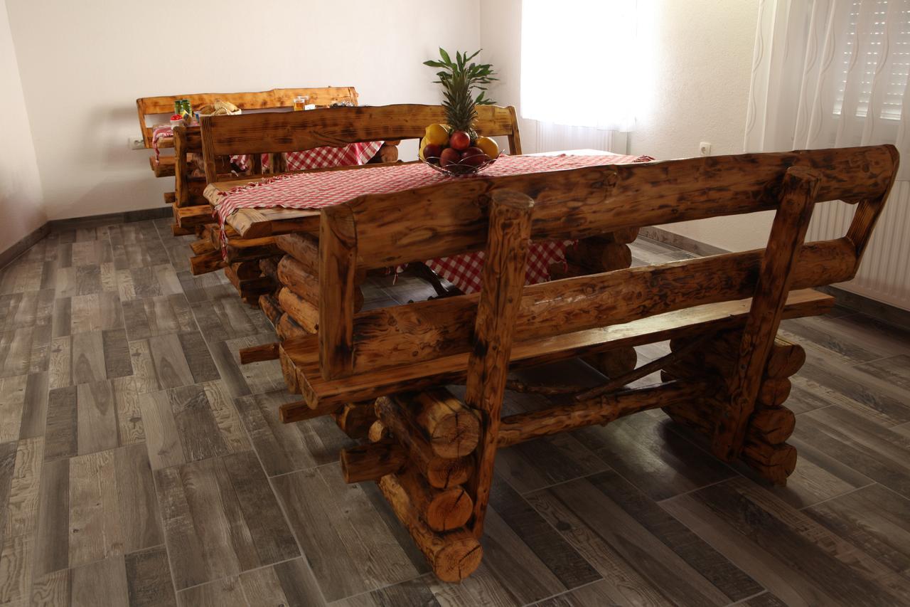 Guesthouse Samolov Vrhovine Экстерьер фото