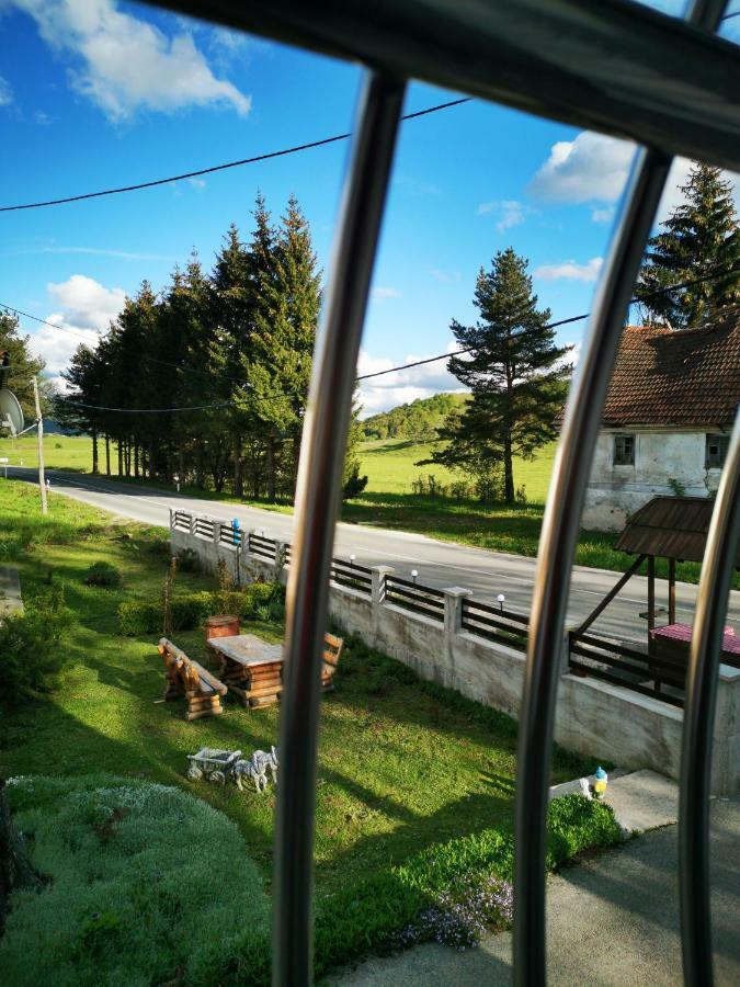 Guesthouse Samolov Vrhovine Экстерьер фото