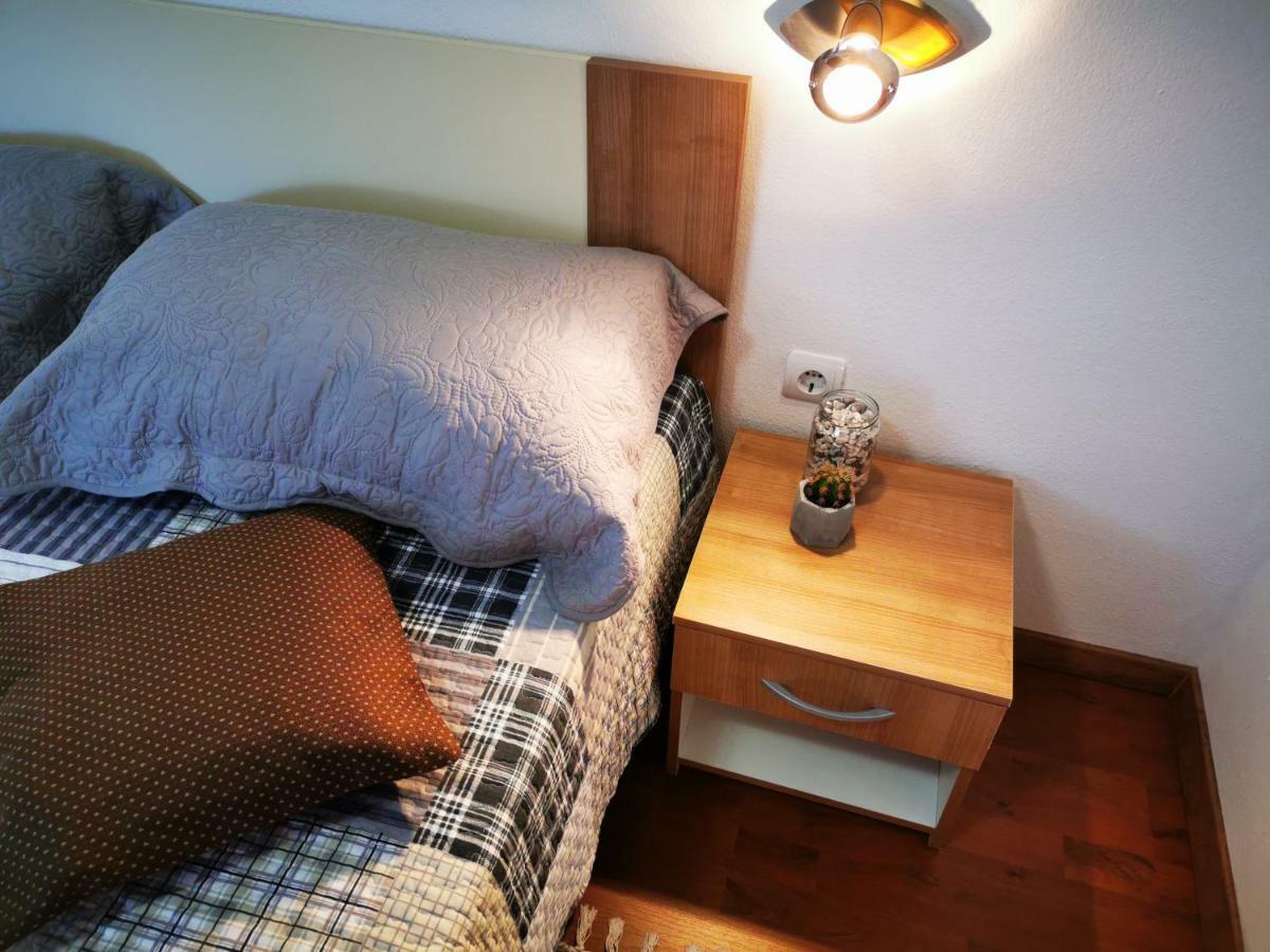 Guesthouse Samolov Vrhovine Экстерьер фото