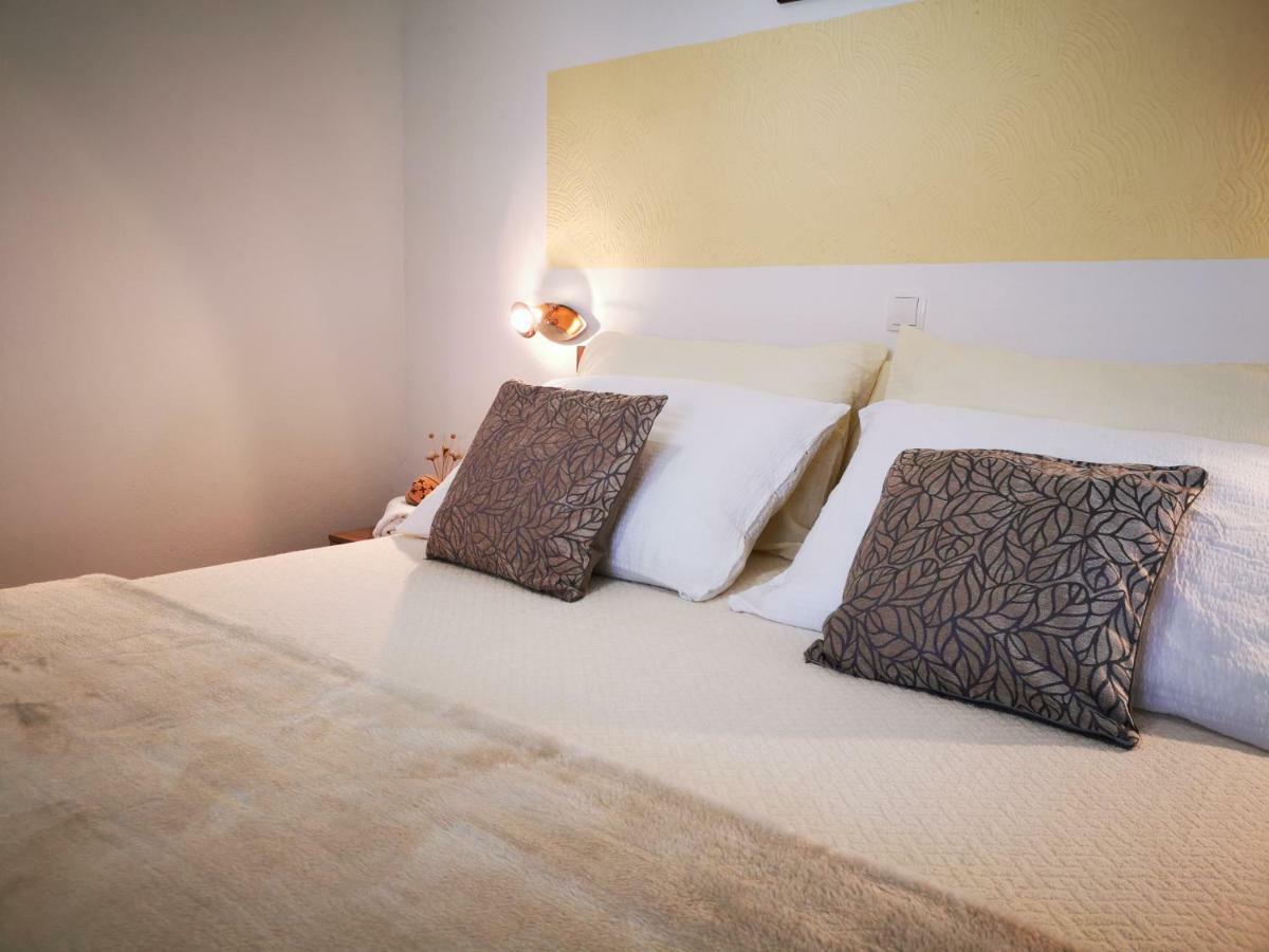 Guesthouse Samolov Vrhovine Экстерьер фото